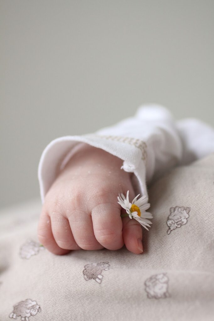 hand, infant, small-1270531.jpg